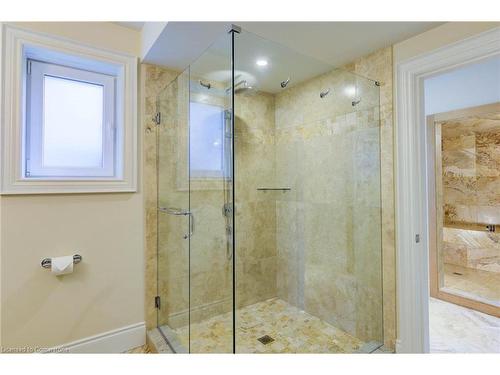 1123 Notre Dame Drive, Petersburg, ON - Indoor Photo Showing Bathroom