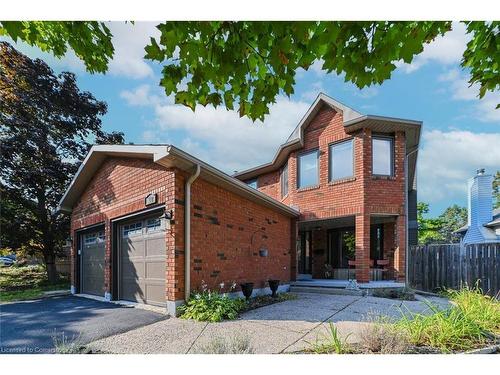 112 Browning Trail, Barrie, ON - Outdoor