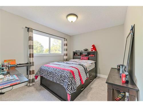 112 Browning Trail, Barrie, ON - Indoor Photo Showing Bedroom