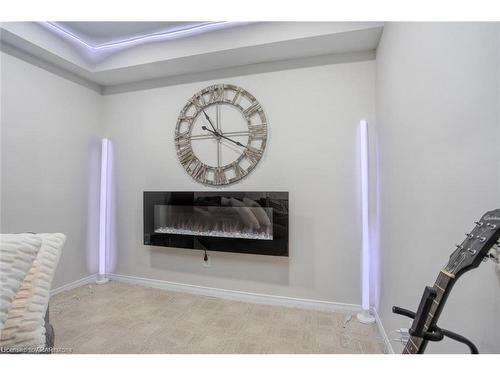 134 Bayne Crescent, Cambridge, ON - Indoor Photo Showing Living Room With Fireplace