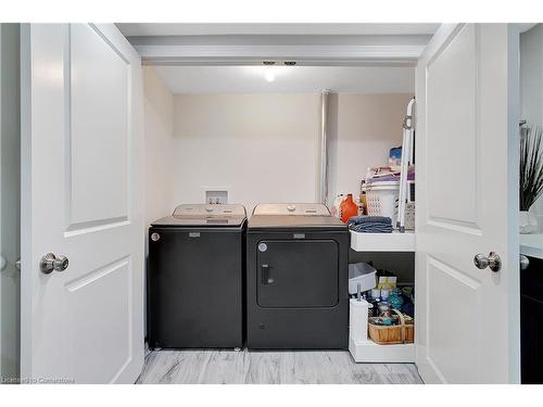 51 Southmoor Drive, Kitchener, ON - Indoor Photo Showing Laundry Room