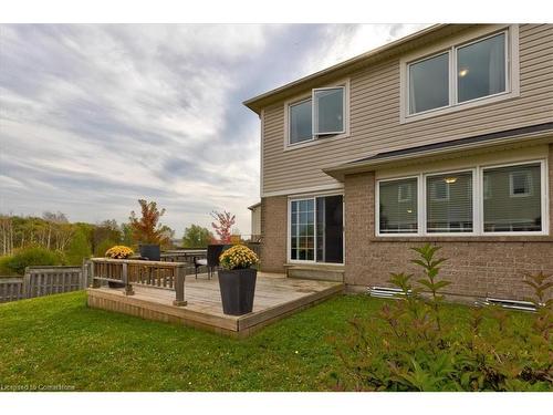 38 Manhattan Circle, Cambridge, ON - Outdoor