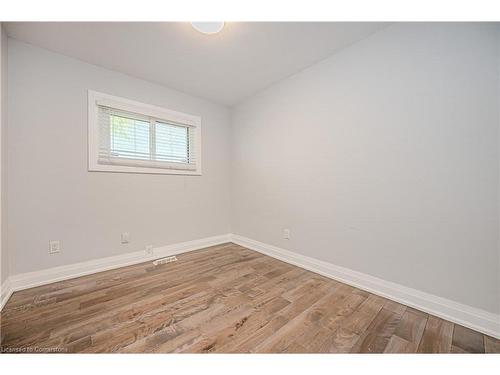 1338 De Quincy Crescent, Burlington, ON - Indoor Photo Showing Other Room