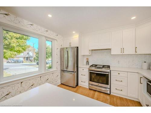 103 Fairmount Road, Kitchener, ON - Indoor Photo Showing Kitchen