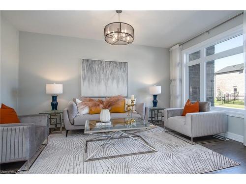 785 Sundrops Court, Waterloo, ON - Indoor Photo Showing Living Room