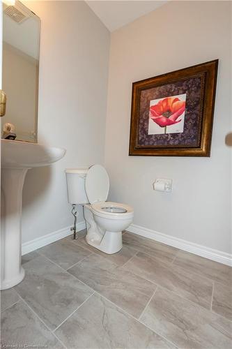 604 Royal Fern Street, Waterloo, ON - Indoor Photo Showing Bathroom