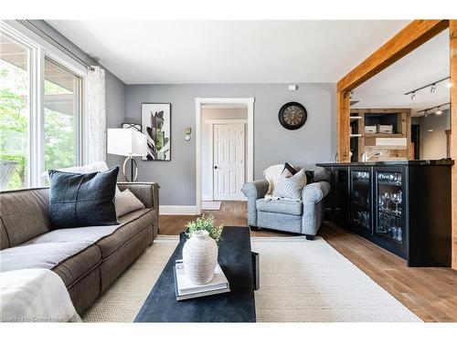 188 Lakeshore Road E, The Blue Mountains, ON - Indoor Photo Showing Living Room