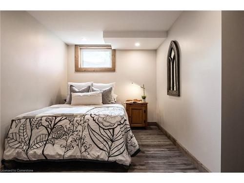 188 Lakeshore Road E, The Blue Mountains, ON - Indoor Photo Showing Bedroom