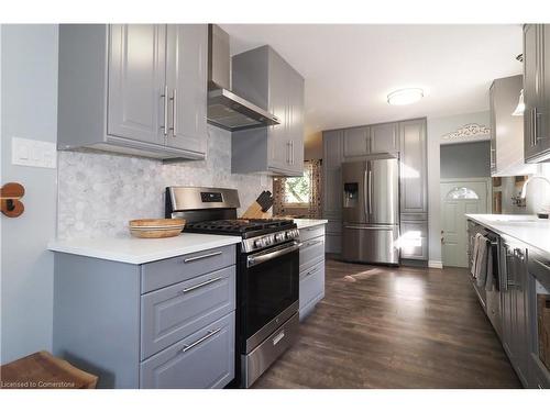 26 Perkell Place, Kitchener, ON - Indoor Photo Showing Kitchen With Upgraded Kitchen