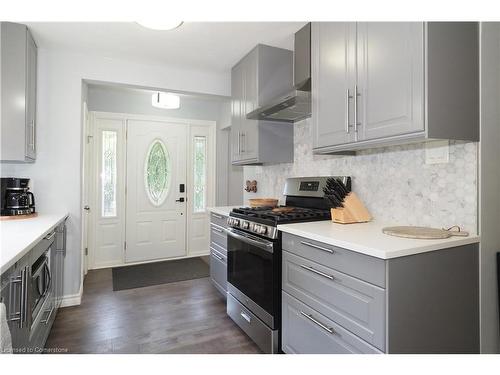 26 Perkell Place, Kitchener, ON - Indoor Photo Showing Kitchen With Upgraded Kitchen