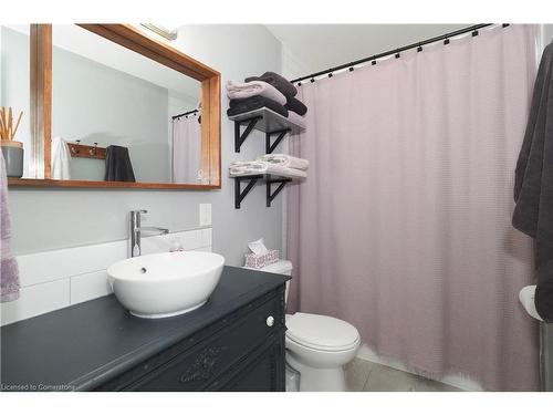 26 Perkell Place, Kitchener, ON - Indoor Photo Showing Bathroom