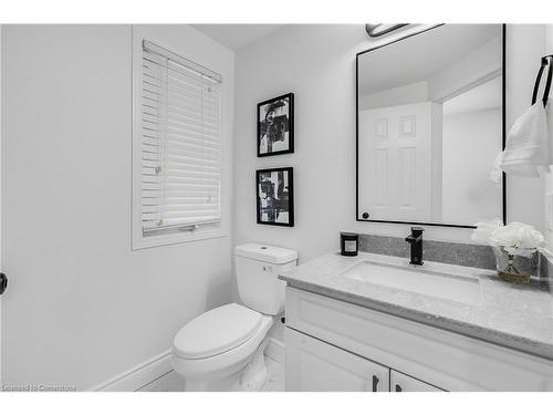 670 Wild Ginger Avenue, Waterloo, ON - Indoor Photo Showing Bathroom