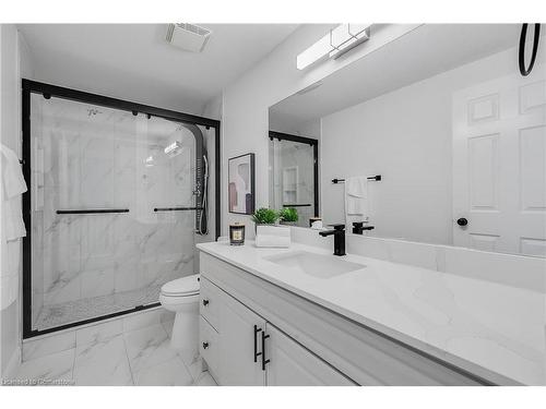 670 Wild Ginger Avenue, Waterloo, ON - Indoor Photo Showing Bathroom