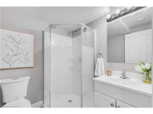 670 Wild Ginger Avenue, Waterloo, ON - Indoor Photo Showing Bathroom