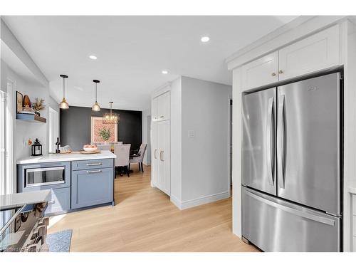 227 Haldane Court, Waterloo, ON - Indoor Photo Showing Kitchen