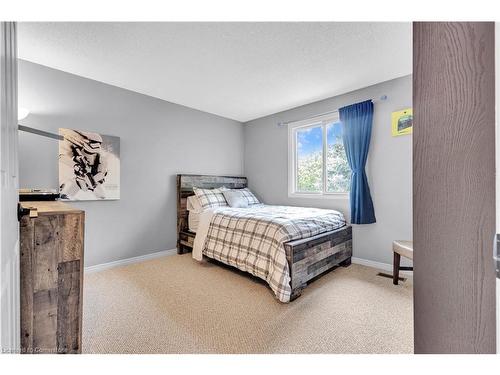 227 Haldane Court, Waterloo, ON - Indoor Photo Showing Bedroom