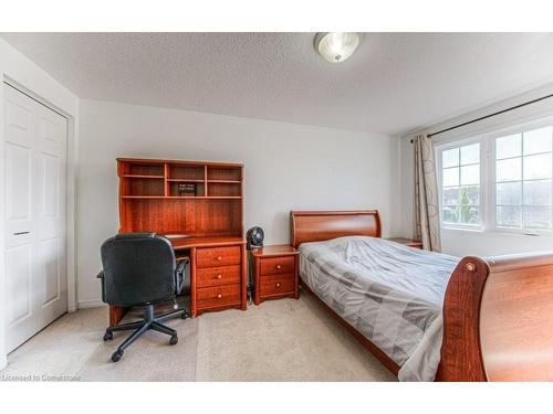 211 Britton Place, Kitchener, ON - Indoor Photo Showing Bedroom