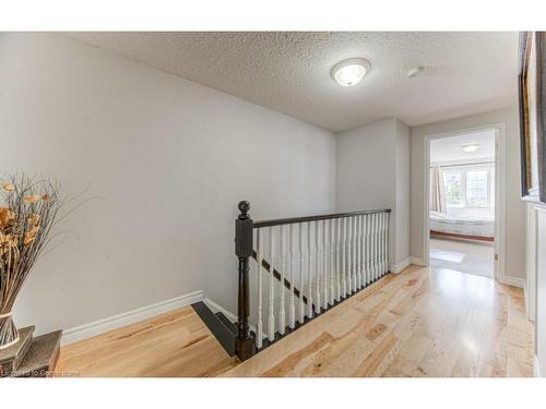 211 Britton Place, Kitchener, ON - Indoor Photo Showing Other Room