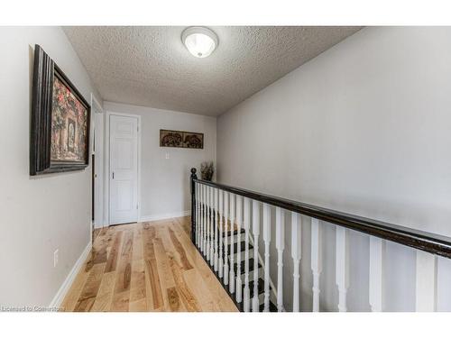 211 Britton Place, Kitchener, ON - Indoor Photo Showing Other Room