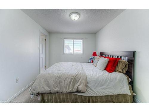 211 Britton Place, Kitchener, ON - Indoor Photo Showing Bedroom