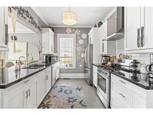 464 Scott Street, St. Catharines, ON - Indoor Photo Showing Kitchen With Stainless Steel Kitchen With Upgraded Kitchen