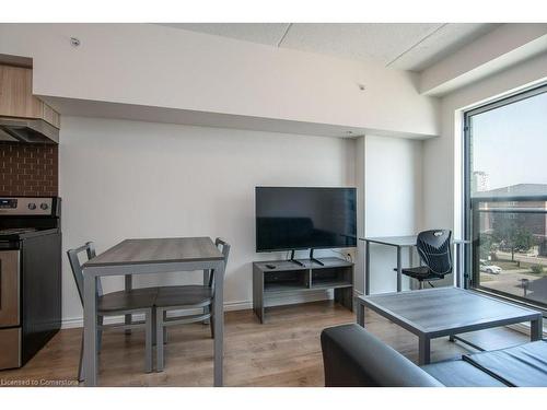 G202-275 Larch Street, Waterloo, ON - Indoor