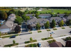 11-264 Blackhorne Drive  Kitchener, ON N2E 1Z4