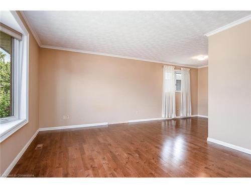 175 Northlake Drive, Waterloo, ON - Indoor Photo Showing Other Room