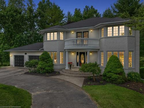 5 Columbo Crt Court, St. George, ON - Outdoor With Balcony With Facade