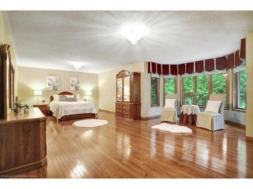 5 Columbo Crt Court, St. George, ON - Indoor Photo Showing Bedroom