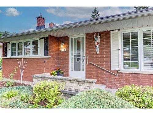 227 Stonybrook Drive, Kitchener, ON - Outdoor