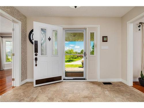 6 Clydebank Drive, Cambridge, ON - Indoor Photo Showing Other Room