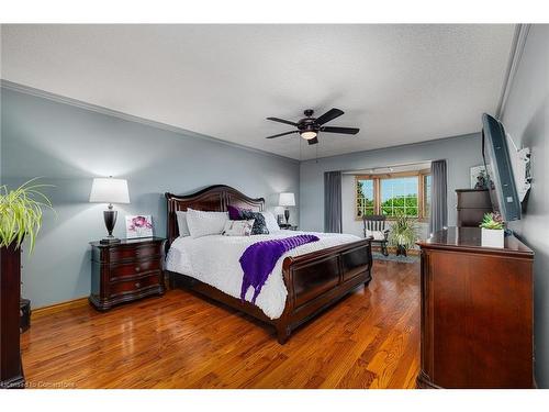 6 Clydebank Drive, Cambridge, ON - Indoor Photo Showing Bedroom