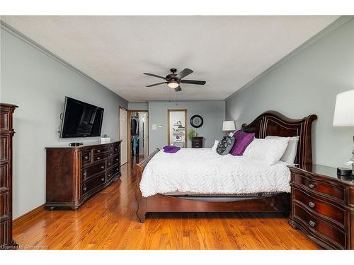 6 Clydebank Drive, Cambridge, ON - Indoor Photo Showing Bedroom