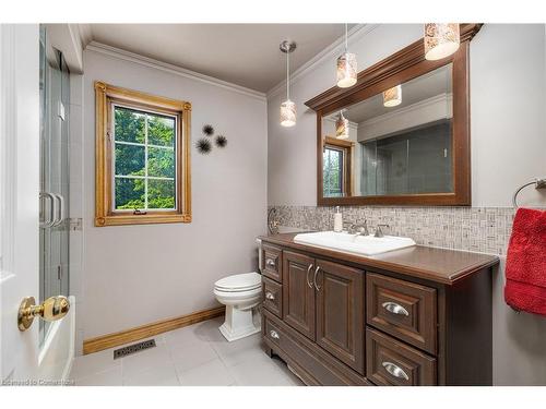 6 Clydebank Drive, Cambridge, ON - Indoor Photo Showing Bathroom