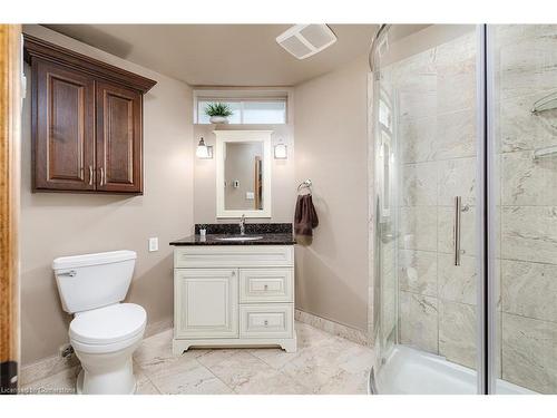 6 Clydebank Drive, Cambridge, ON - Indoor Photo Showing Bathroom