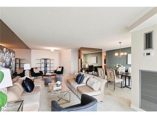 3503-3303 Don Mills Road, North York, ON - Indoor Photo Showing Living Room