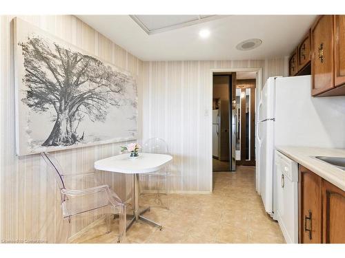 3503-3303 Don Mills Road, North York, ON - Indoor Photo Showing Kitchen