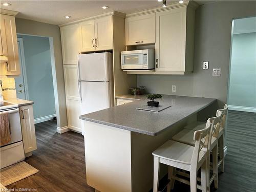 34 Appalachian Crescent, Kitchener, ON - Indoor Photo Showing Kitchen