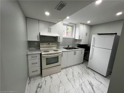 34 Appalachian Crescent, Kitchener, ON - Indoor Photo Showing Kitchen With Double Sink