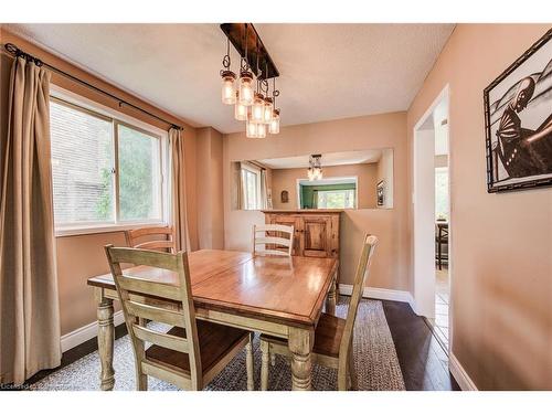 83 Bayne Crescent, Cambridge, ON - Indoor Photo Showing Dining Room