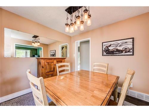 83 Bayne Crescent, Cambridge, ON - Indoor Photo Showing Dining Room