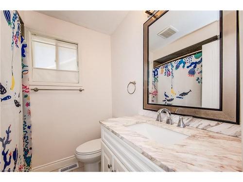 83 Bayne Crescent, Cambridge, ON - Indoor Photo Showing Bathroom