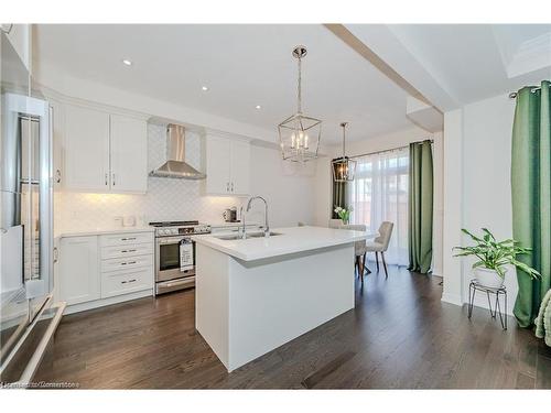 43 Georgina Street, Kitchener, ON - Indoor Photo Showing Kitchen With Upgraded Kitchen