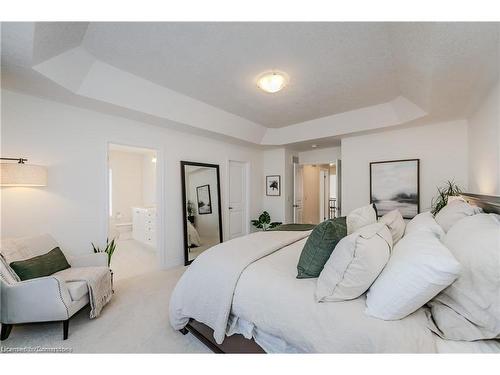 43 Georgina Street, Kitchener, ON - Indoor Photo Showing Bedroom