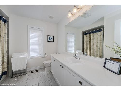 43 Georgina Street, Kitchener, ON - Indoor Photo Showing Bathroom