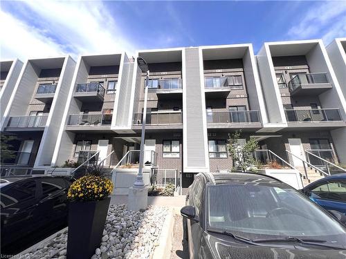 B19-1430 Highland Road W, Kitchener, ON - Outdoor With Balcony