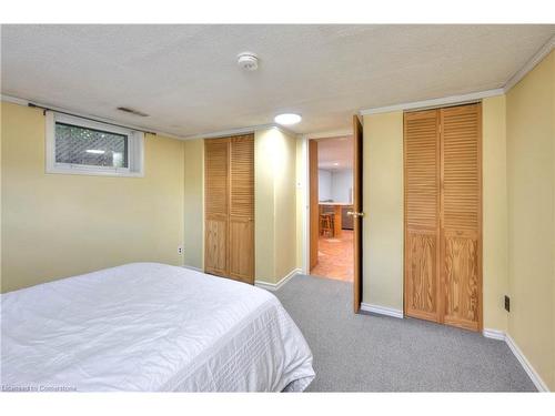 860 Guelph Street, Kitchener, ON - Indoor Photo Showing Bedroom