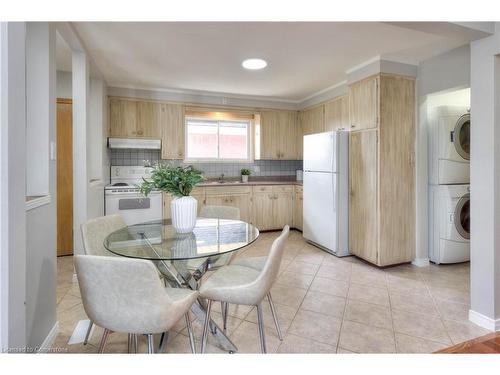 860 Guelph Street, Kitchener, ON - Indoor Photo Showing Dining Room