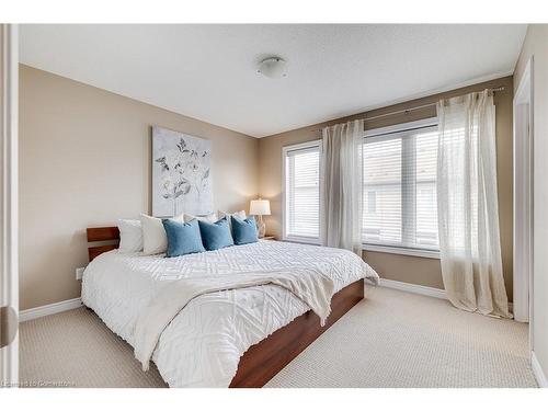 50-342 Mill Street, Kitchener, ON - Indoor Photo Showing Bedroom